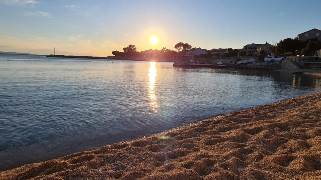 Apartments Solis, 50 M From The Sea - Jakisnica Exterior foto