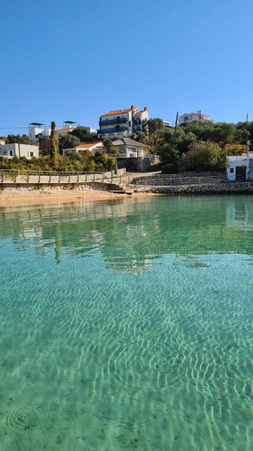 Apartments Solis, 50 M From The Sea - Jakisnica Exterior foto